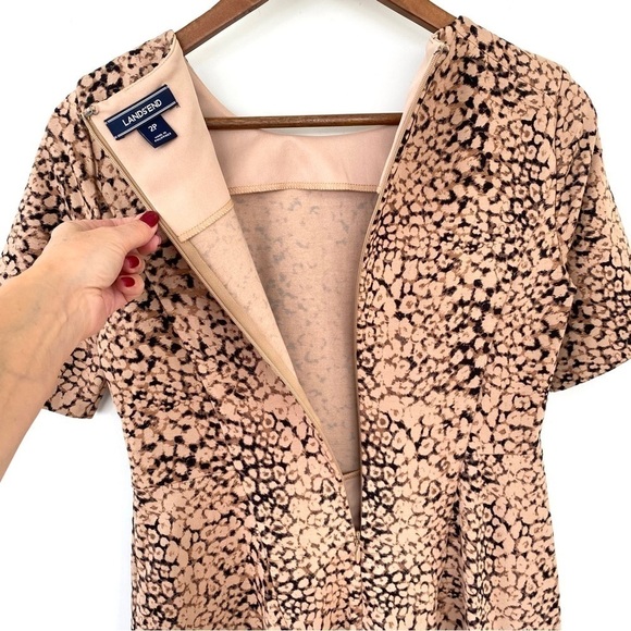 Land’s End  jersey knit dress with crew neckline and short sleeves, mini length - Picture 8 of 11